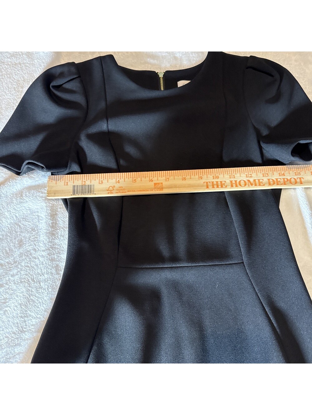 Calvin Klein Black Short Sleeve Sheath Dress Size 2 Gold Zipper - Picture 2 of 7